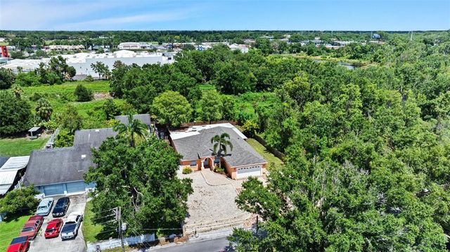 8105 N GRADY AVENUE, Tampa, FL 33614