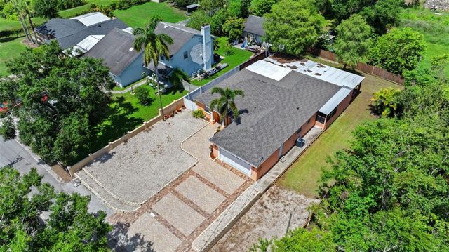 8105 N GRADY AVENUE, Tampa, FL 33614