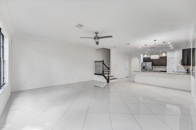 10306 WELLINGTON PARC Drive, Wellington, FL 33449
