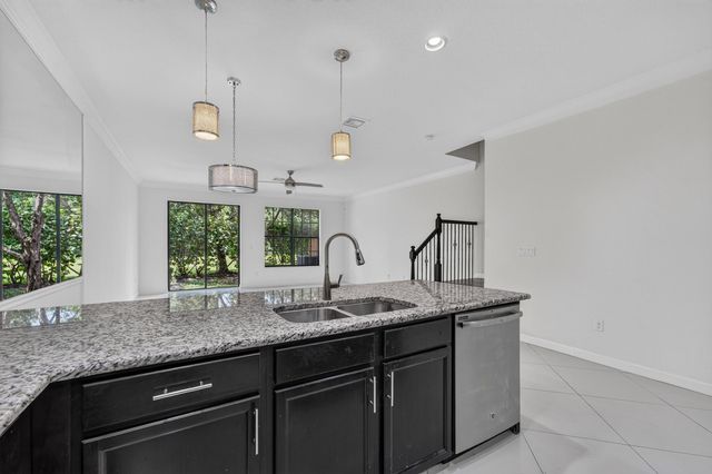 10306 WELLINGTON PARC Drive, Wellington, FL 33449