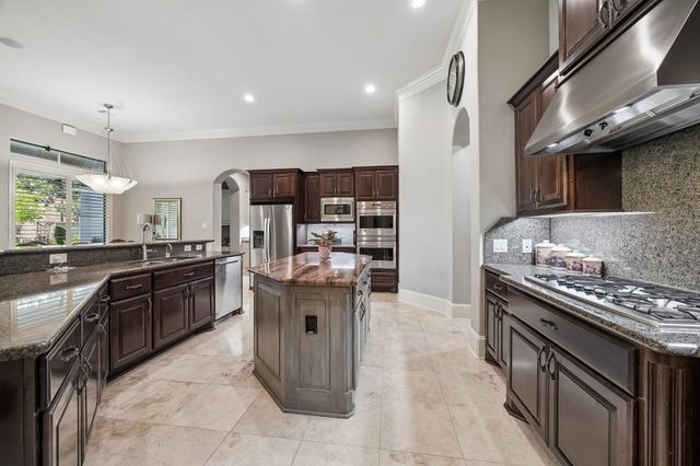 3914 Louvre Lane, Houston, TX 77082