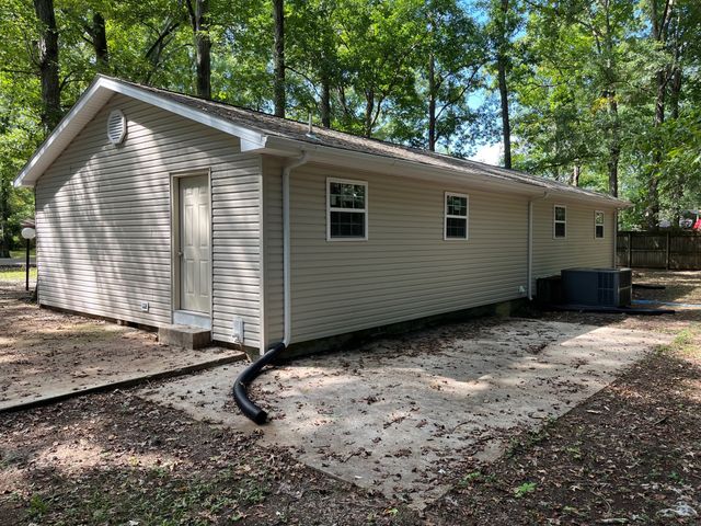 596 Myers Rd, Winchester, TN 37398