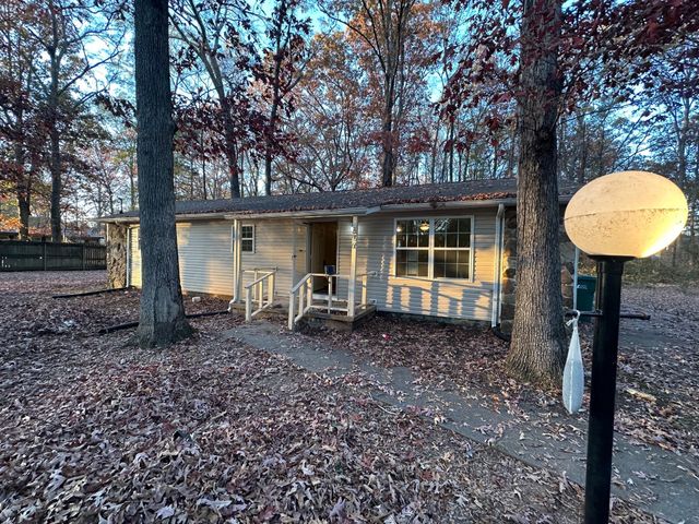 596 Myers Rd, Winchester, TN 37398