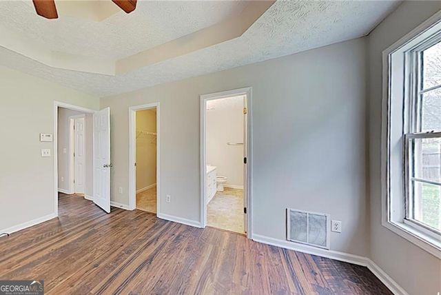 85 E Lawn Way 27, Covington, GA 30016
