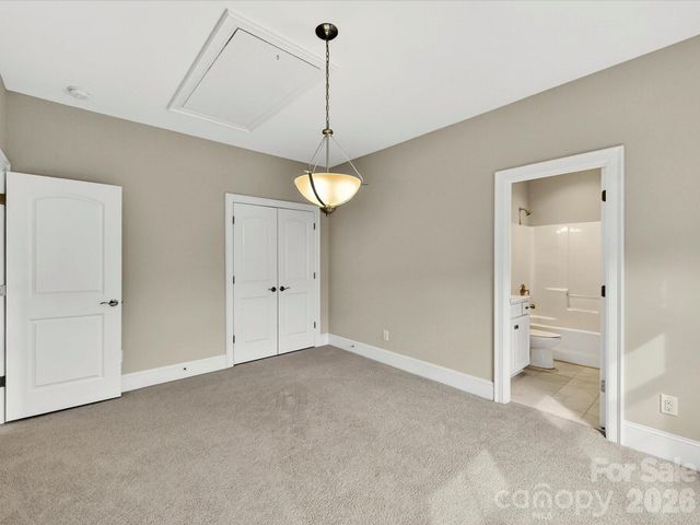 2028 Perry Pond Drive, Waxhaw, NC 28173