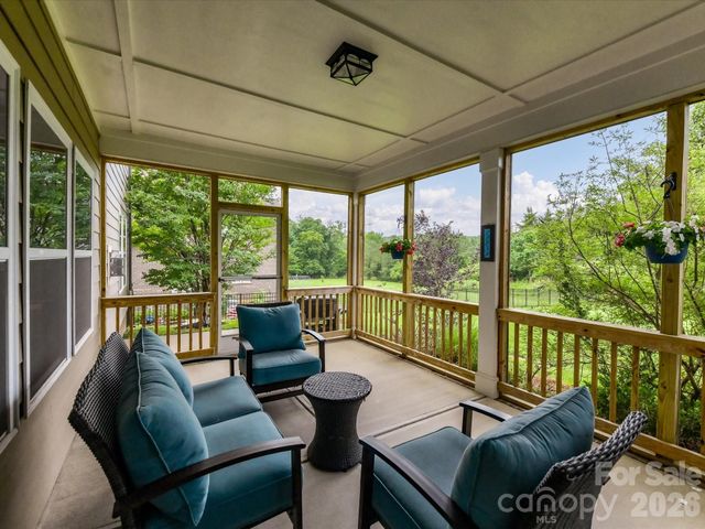2028 Perry Pond Drive, Waxhaw, NC 28173