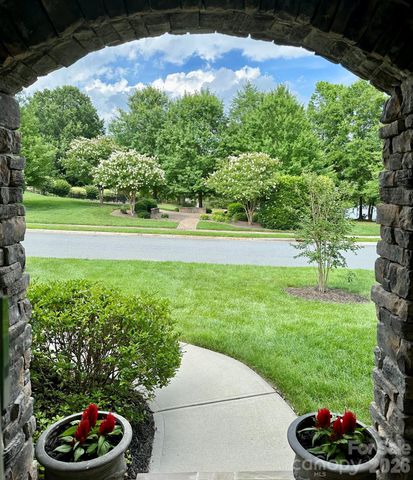 2028 Perry Pond Drive, Waxhaw, NC 28173
