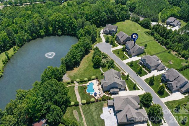 2028 Perry Pond Drive, Waxhaw, NC 28173