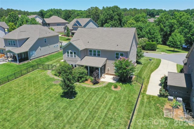 2028 Perry Pond Drive, Waxhaw, NC 28173
