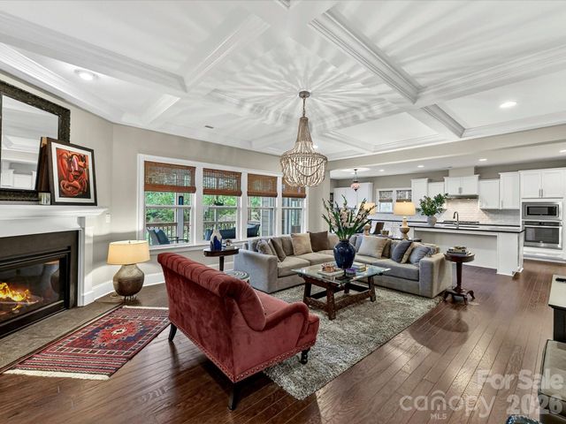 2028 Perry Pond Drive, Waxhaw, NC 28173
