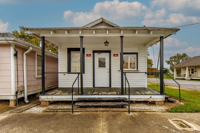 921 Caroline St 2 units, Thibodaux, LA 70301