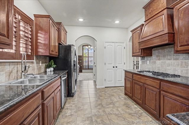 14506 S Florence Place S, Bixby, OK 74008