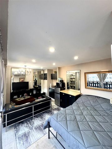 2016 Main Street 1809, Houston, TX 77002