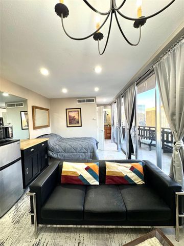 2016 Main Street 1809, Houston, TX 77002