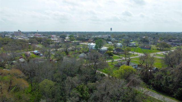 0 17th Street, Hempstead, TX 77445