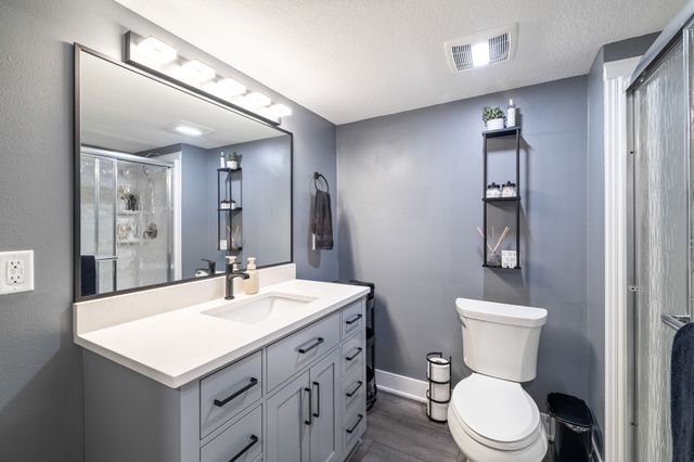 760 SE Westgate Drive, Waukee, IA 50263
