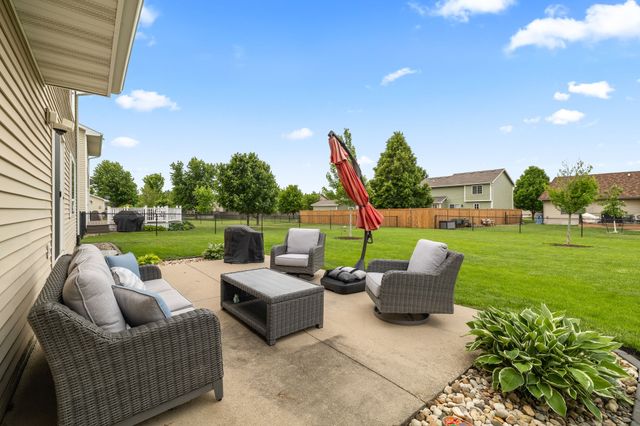 760 SE Westgate Drive, Waukee, IA 50263