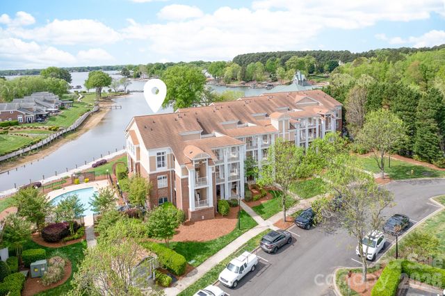 18633 Harborside Drive, Cornelius, NC 28031