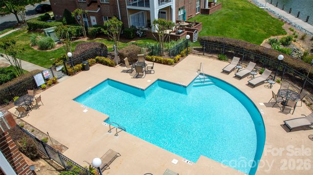18633 Harborside Drive, Cornelius, NC 28031