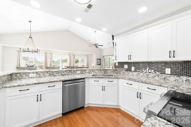 18633 Harborside Drive, Cornelius, NC 28031