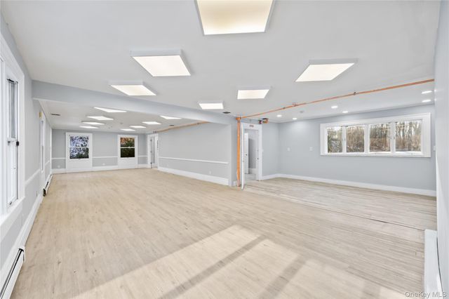 996 Haverstraw Road, Suffern, NY 10901