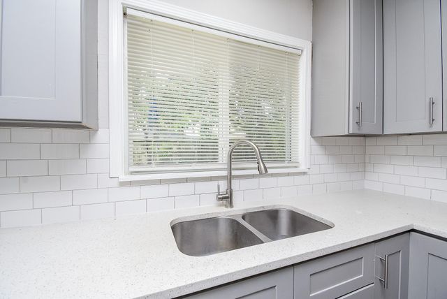 7406 Schiller Street, Houston, TX 77055