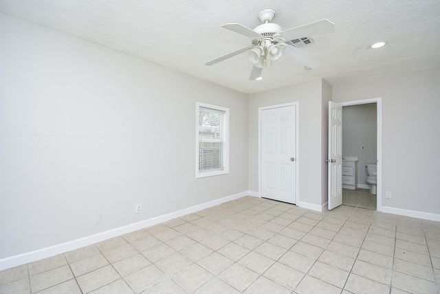 7406 Schiller Street, Houston, TX 77055