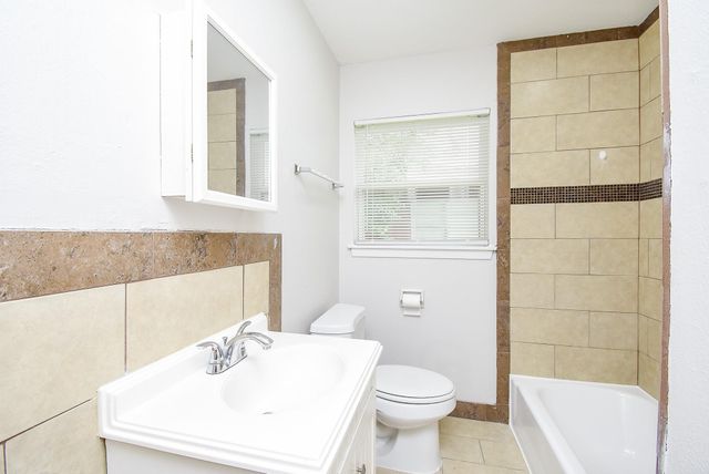 7406 Schiller Street, Houston, TX 77055