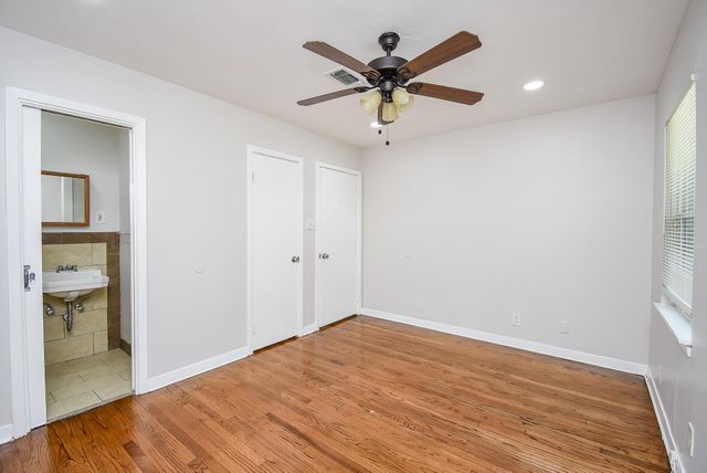 7406 Schiller Street, Houston, TX 77055