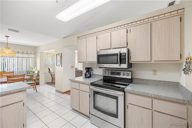 7443 SW 102nd Place, Ocala, FL 34476