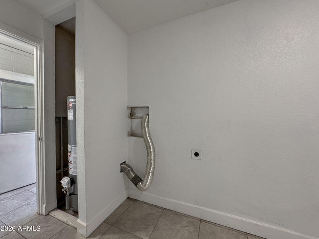 936 E FLINT Street, Chandler, AZ 85225