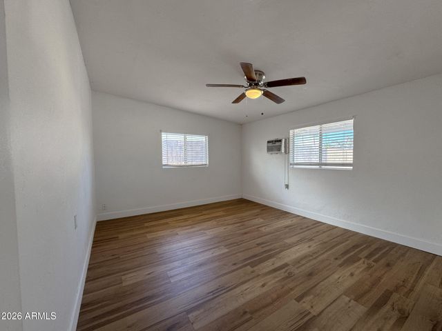 936 E FLINT Street, Chandler, AZ 85225