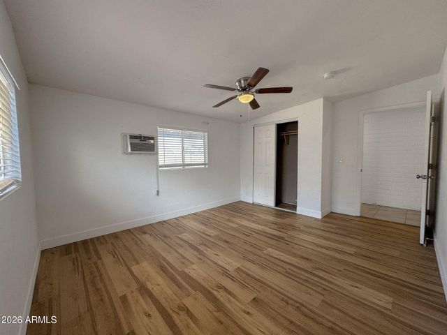 936 E FLINT Street, Chandler, AZ 85225