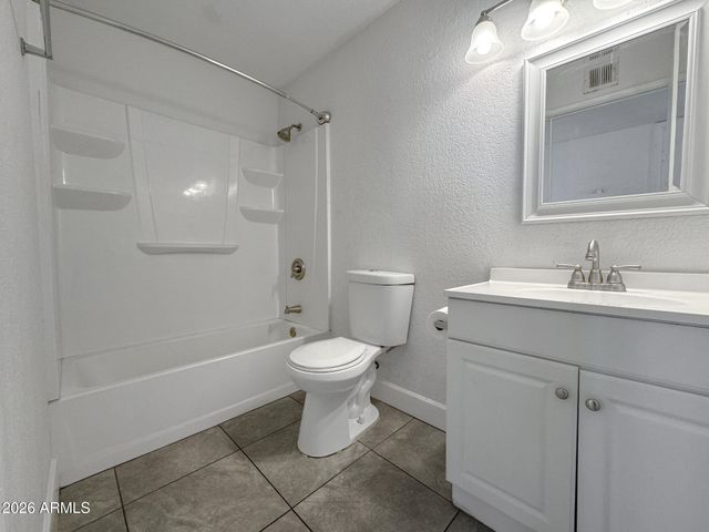 936 E FLINT Street, Chandler, AZ 85225