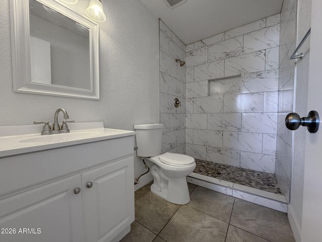 936 E FLINT Street, Chandler, AZ 85225