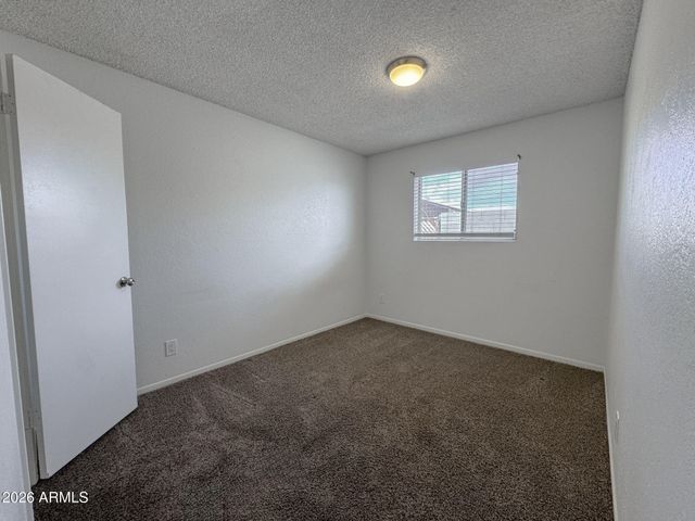 936 E FLINT Street, Chandler, AZ 85225
