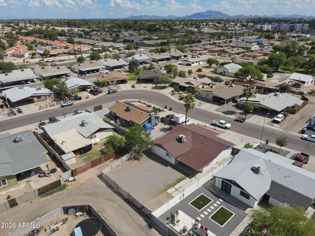936 E FLINT Street, Chandler, AZ 85225