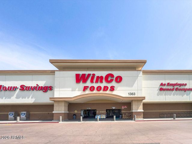 936 E FLINT Street, Chandler, AZ 85225