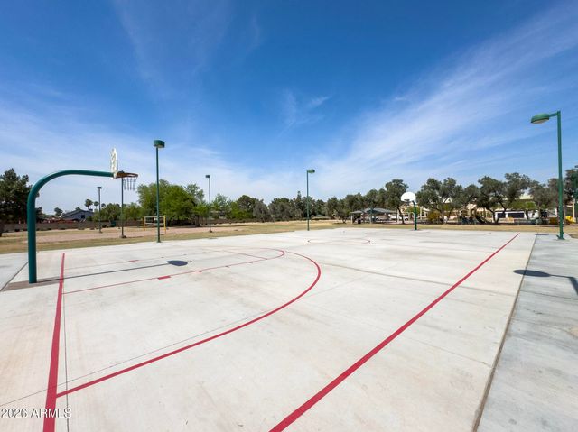 936 E FLINT Street, Chandler, AZ 85225