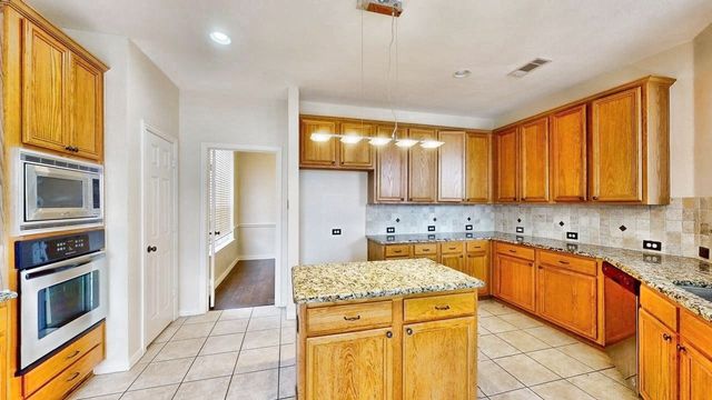 1404 Rosewood Trail, Flower Mound, TX 75028