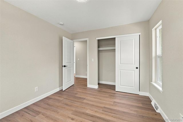 2012 S Yank Way, Lakewood, CO 80228