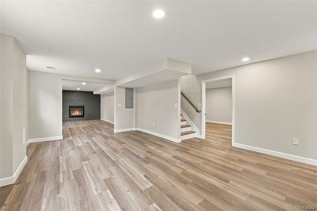 2012 S Yank Way, Lakewood, CO 80228