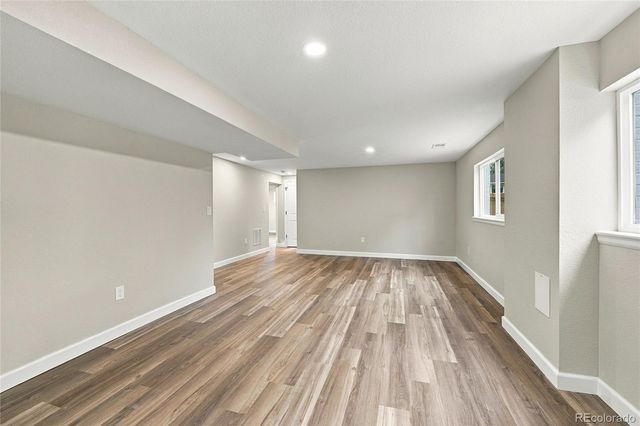 2012 S Yank Way, Lakewood, CO 80228