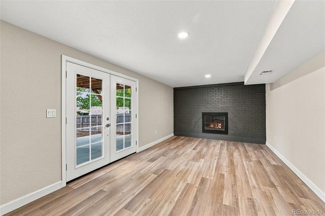 2012 S Yank Way, Lakewood, CO 80228