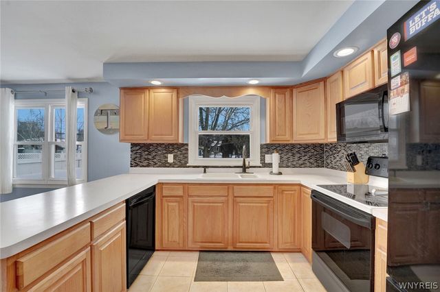 18 Capri Drive, Gates, NY 14624