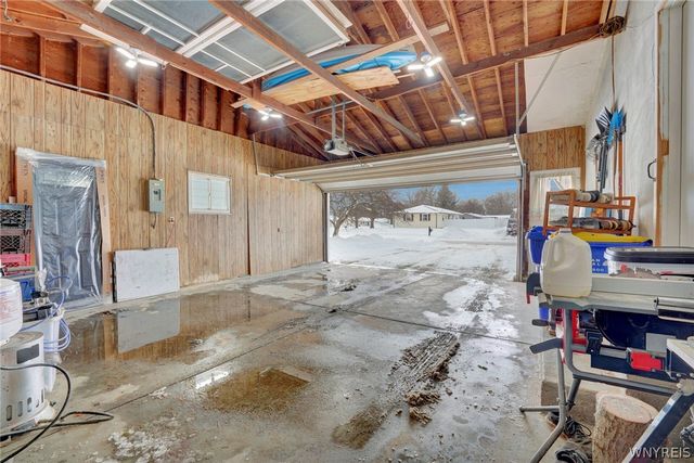 18 Capri Drive, Gates, NY 14624