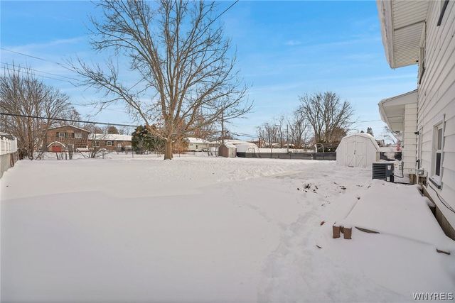 18 Capri Drive, Gates, NY 14624