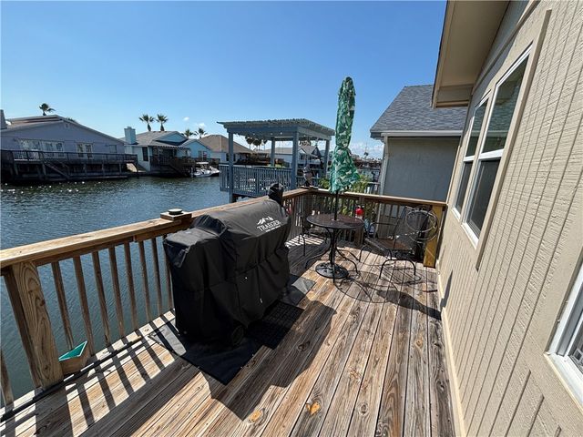 13981 Blackbeard Dr, Corpus Christi, TX 78418