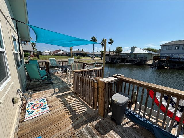 13981 Blackbeard Dr, Corpus Christi, TX 78418