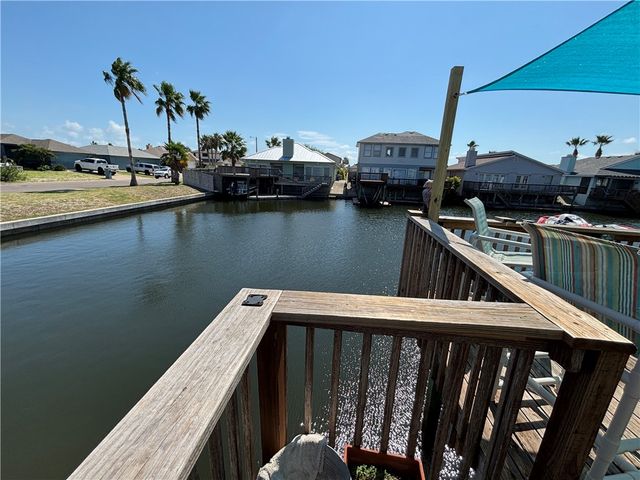 13981 Blackbeard Dr, Corpus Christi, TX 78418